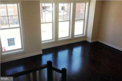 219 Strummer Lane Gaithersburg, MD 20878 - Photo 5 of 44