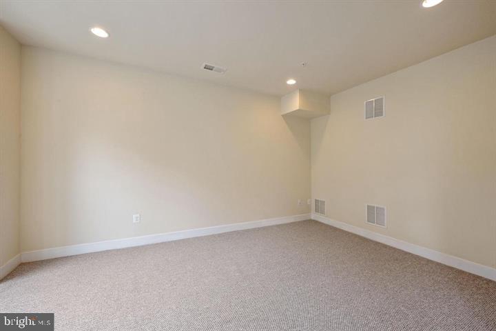 219 Strummer Lane Gaithersburg, MD 20878 - Photo 7 of 44