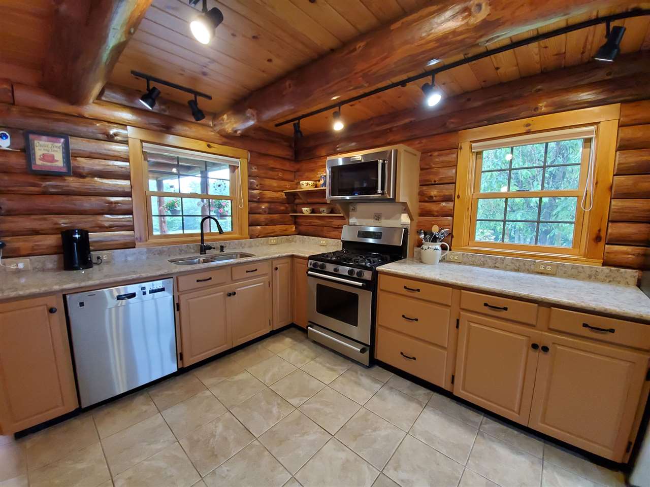 2210 East Mountain Road Guilford, VT 05301 - Photo 13 of 40 Gallery Image 13