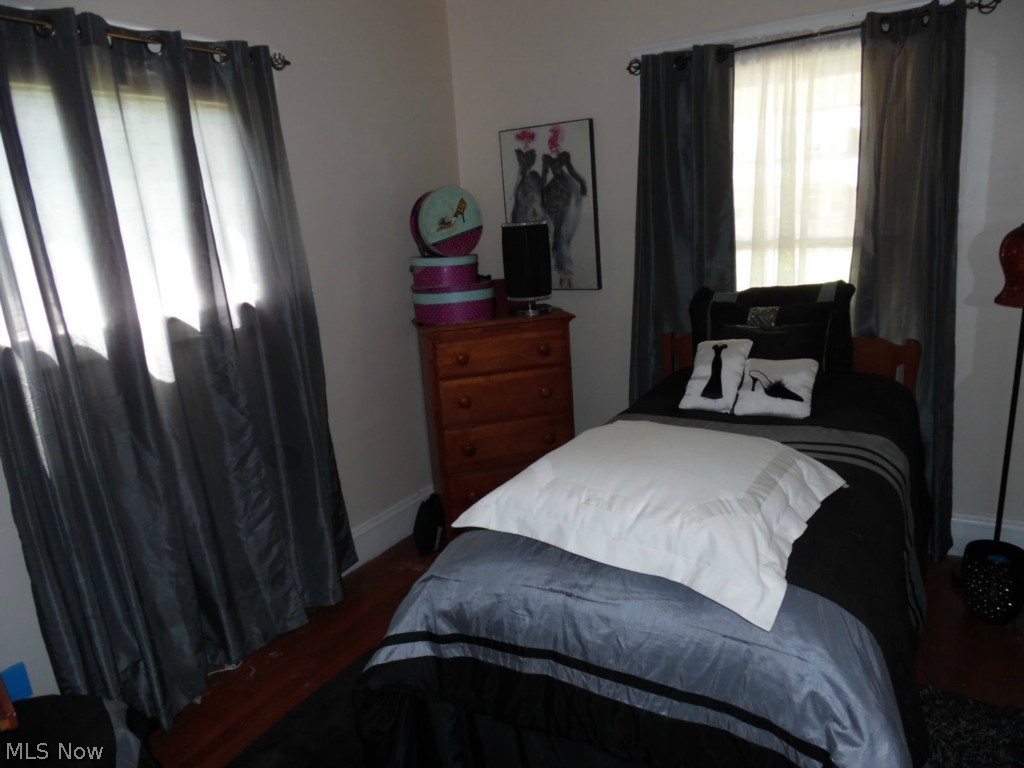 981 Yellowstone Road Cleveland Heights, OH 44121 - Photo 5 of 12