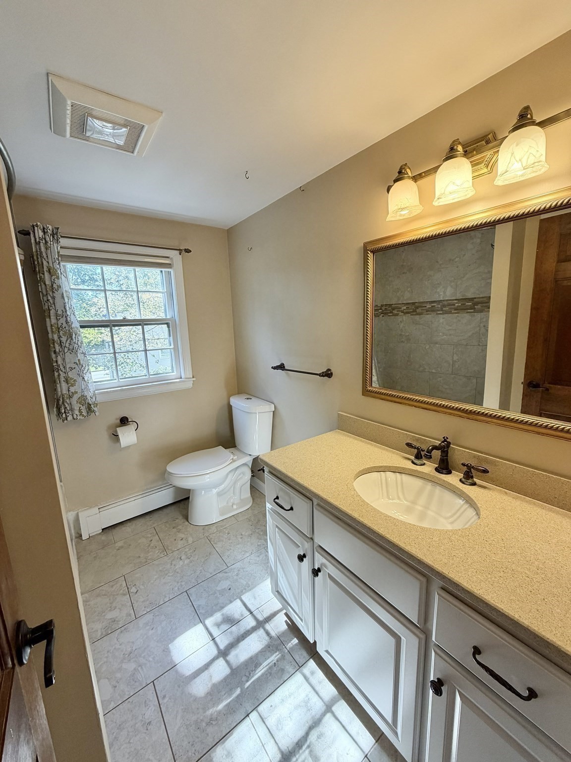 8 Robin Road Milford, MA 01757 - Photo 14 of 27 Gallery Image 14