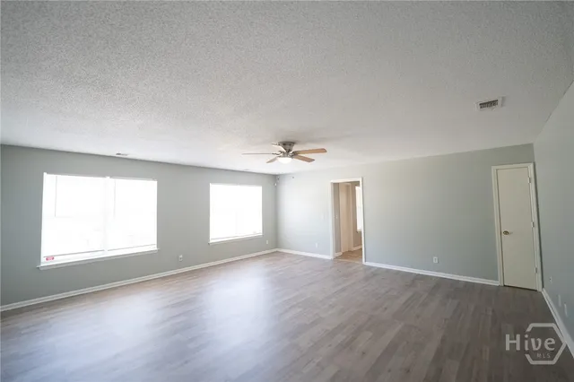 $1,900 | 148 Finn Circle, Savannah, GA 31419