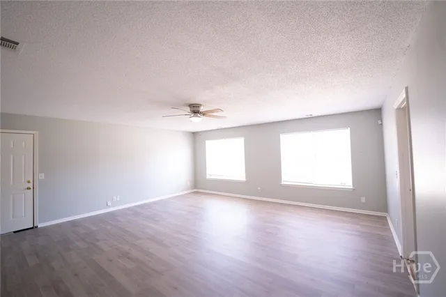 $1,900 | 148 Finn Circle, Savannah, GA 31419