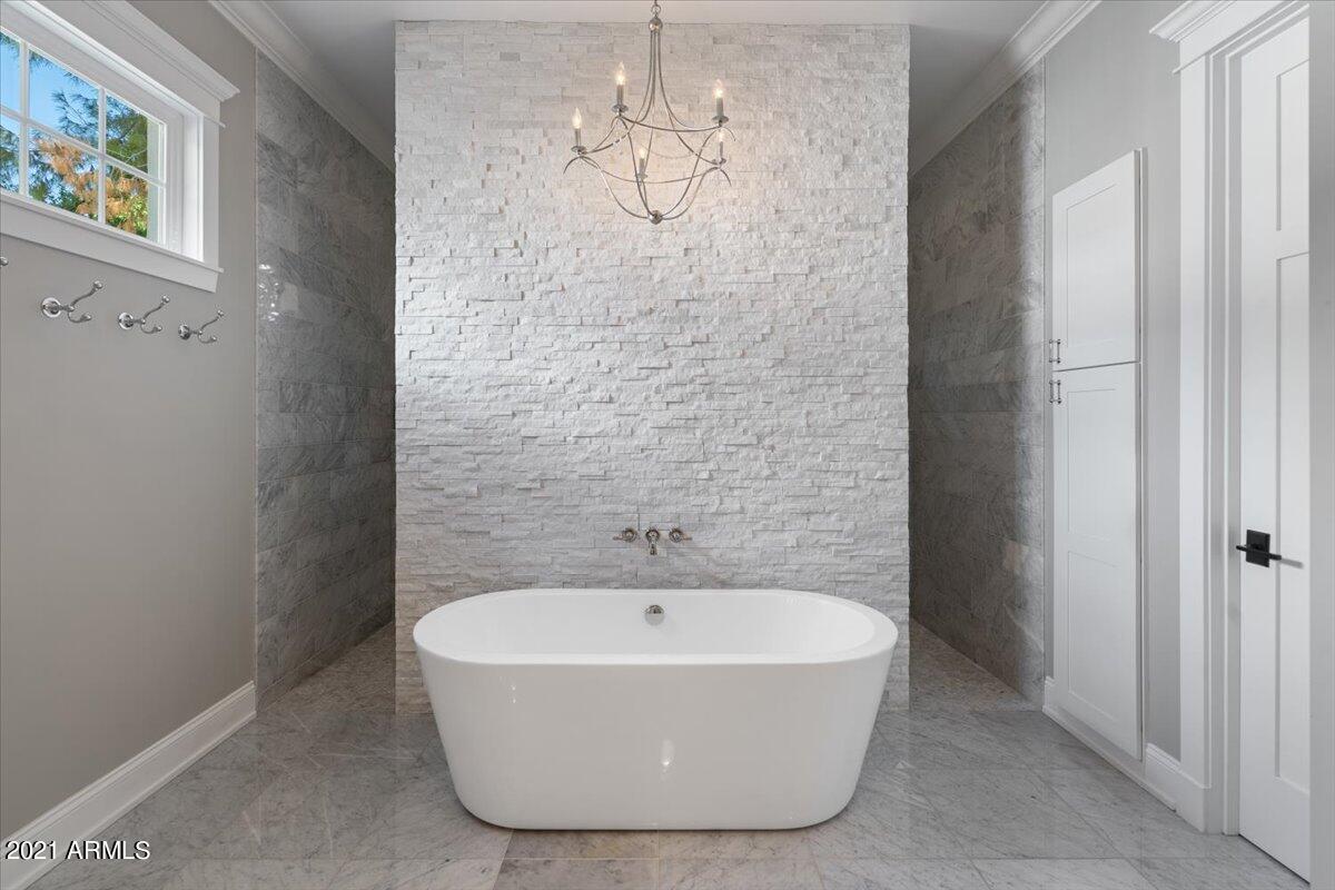 7020 North Wilder Road Phoenix, AZ 85021 - Photo 40 of 75 48-Master Bath