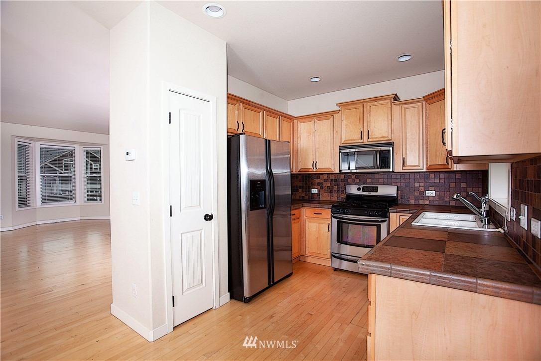 1412 Ridgeview Loop Southwest Tumwater, WA 98512 - Photo 2 of 18 Gallery Image 2