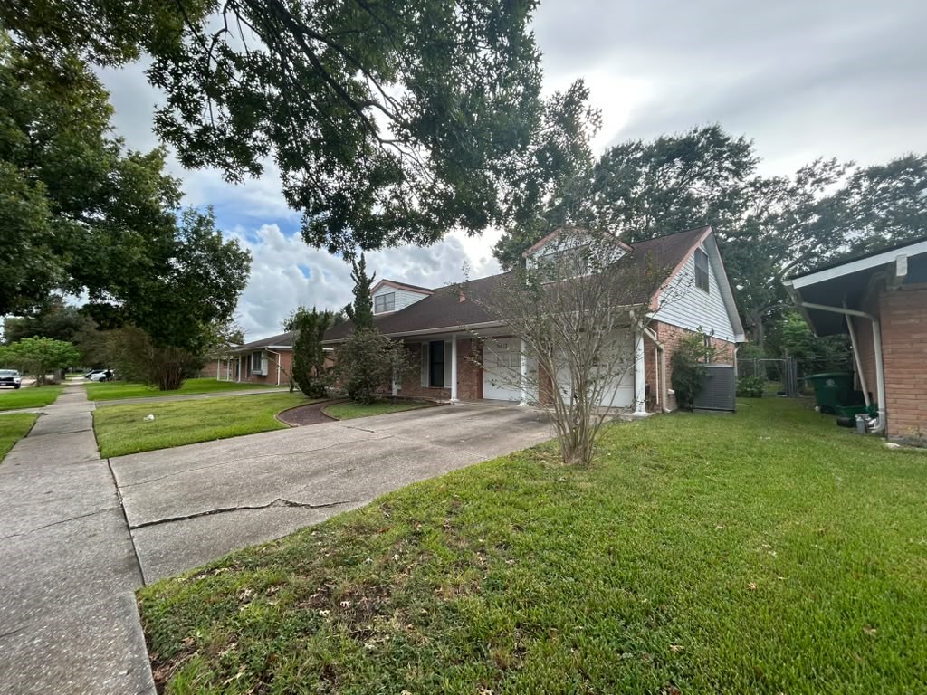 8510 Ruthby Street Houston, TX 77061 - Photo 2 of 12 Gallery Image 2
