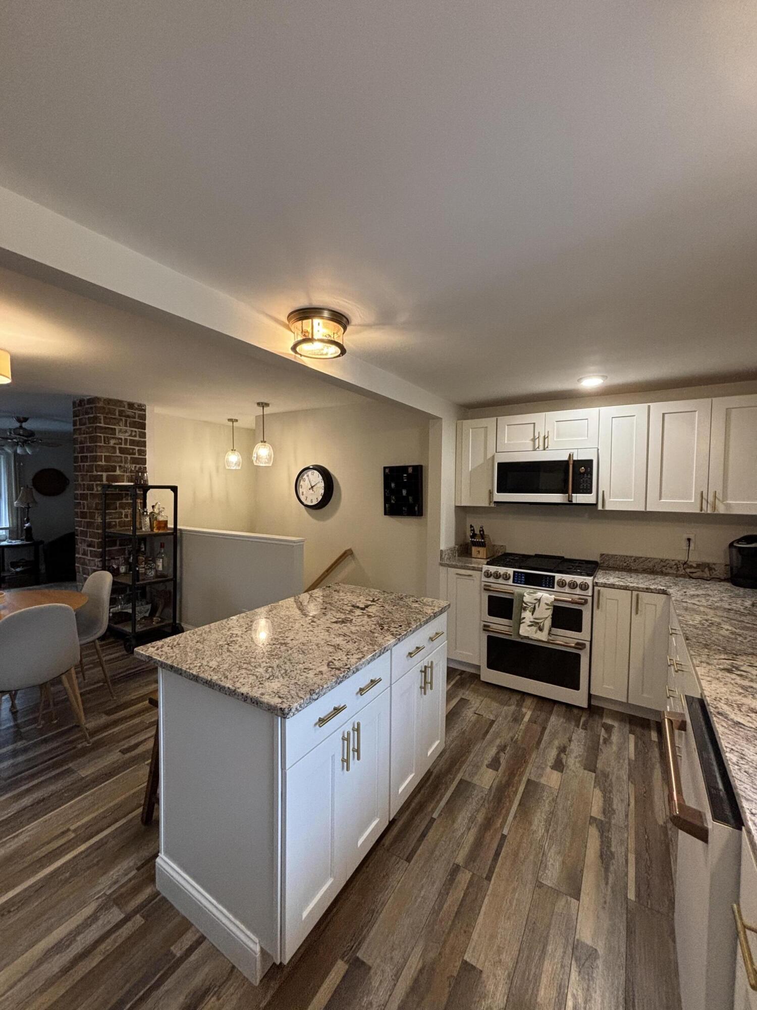 200 Mayo Road Hampden, ME 04444 - Photo 11 of 39 528AE3A4-87F6-4ACB-95F4-DFE822317728