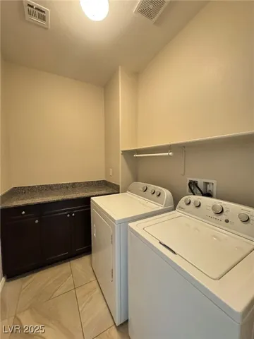 $2,275 | 1165 Bear Head Street, Henderson, NV 89011