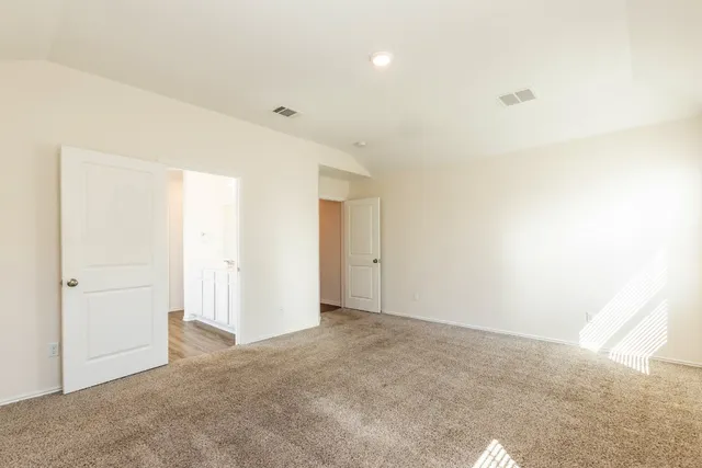 $1,900 | 110 Sophora Drive, Hutto, TX 78634