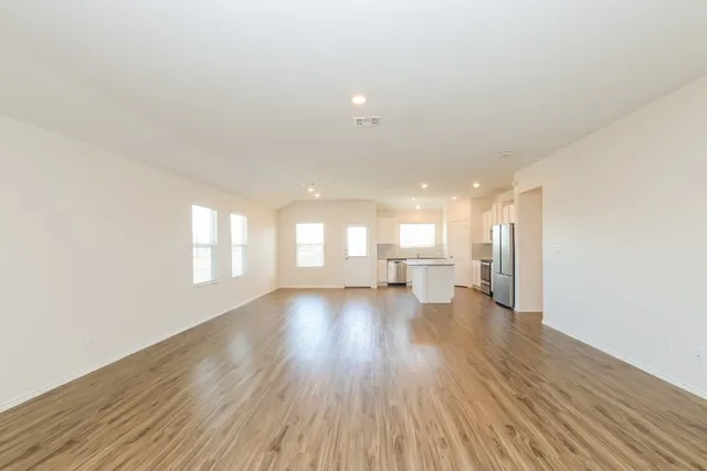 $1,900 | 110 Sophora Drive, Hutto, TX 78634