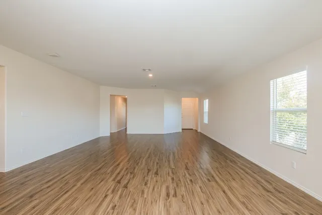 $1,900 | 110 Sophora Drive, Hutto, TX 78634