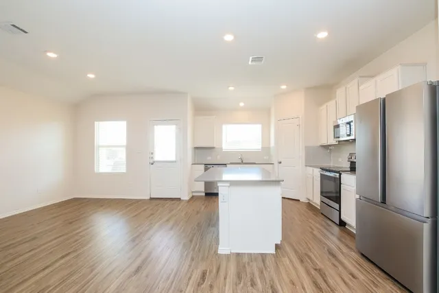 $1,900 | 110 Sophora Drive, Hutto, TX 78634