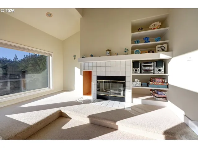 $529,000 | 505 Capes Drive, Unit 2, Oceanside, OR 97141