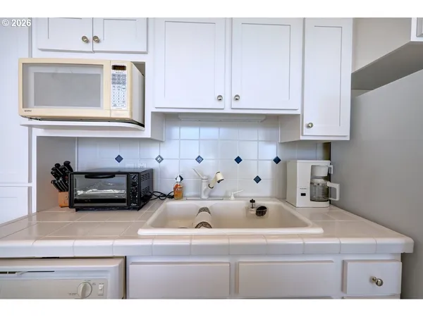 $529,000 | 505 Capes Drive, Unit 2, Oceanside, OR 97141