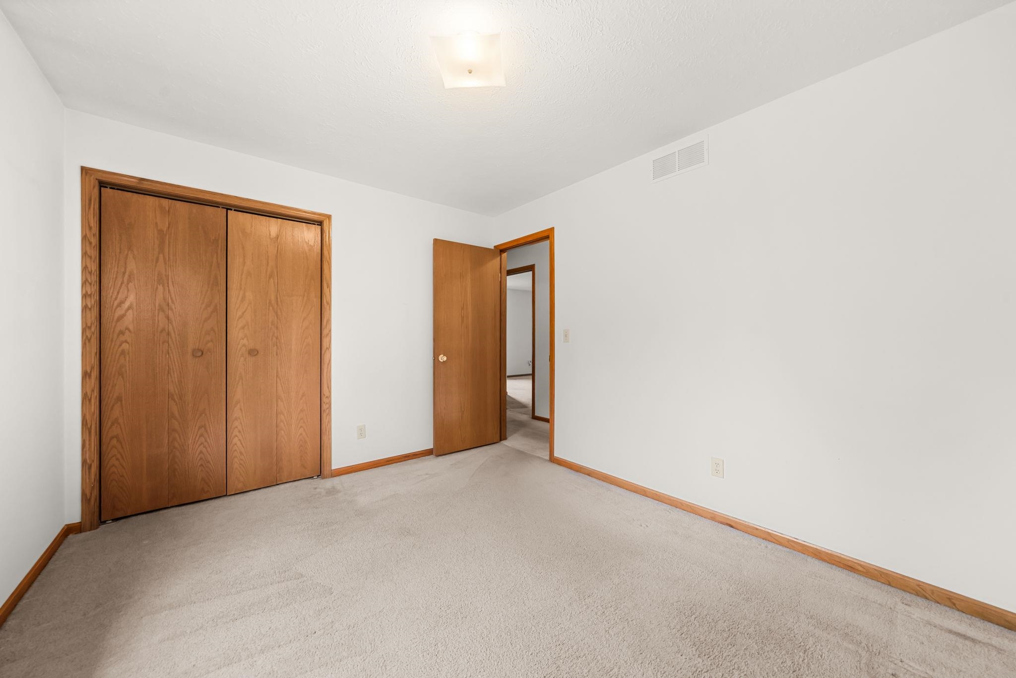 8974 North Pecatonica Road Pecatonica, IL 61063 - Photo 16 of 34