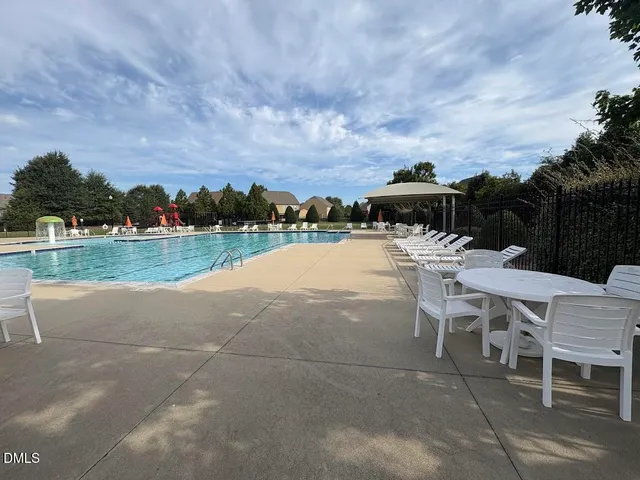 a view of outdoor space yard and patio