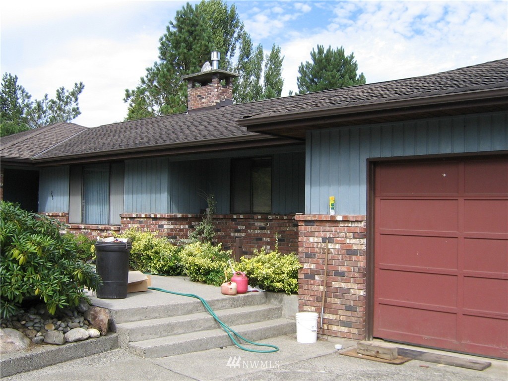 9640 Delta Line Road Blaine, WA 98230 - Photo 2 of 20