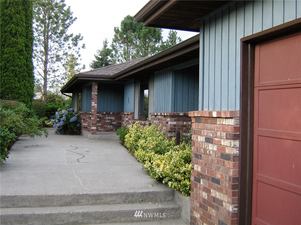 9640 Delta Line Road Blaine, WA 98230 - Photo 4 of 20