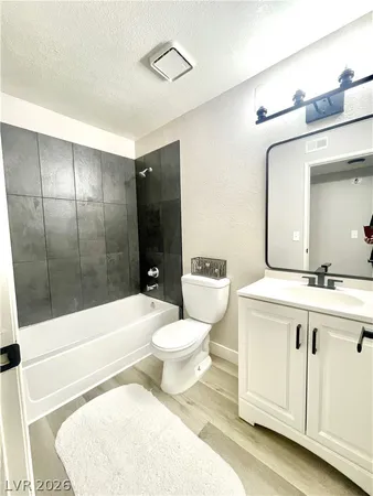 $1,400 | 5250 Mission Carmel Lane, Unit 204, Las Vegas, NV 89107
