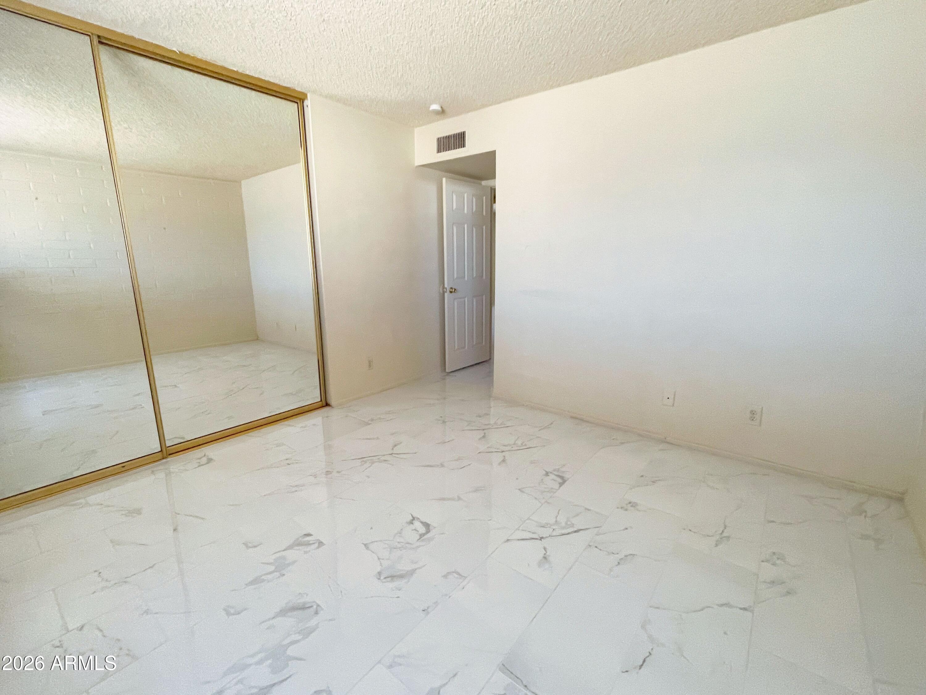 1602 West Fremont Rd. Phoenix, AZ 85041 - Photo 7 of 16 1602 (9)