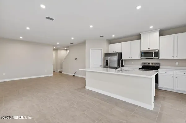 $2,250 | 20 Sabal Court, Palm Coast, FL 32164