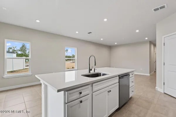 $2,250 | 20 Sabal Court, Palm Coast, FL 32164