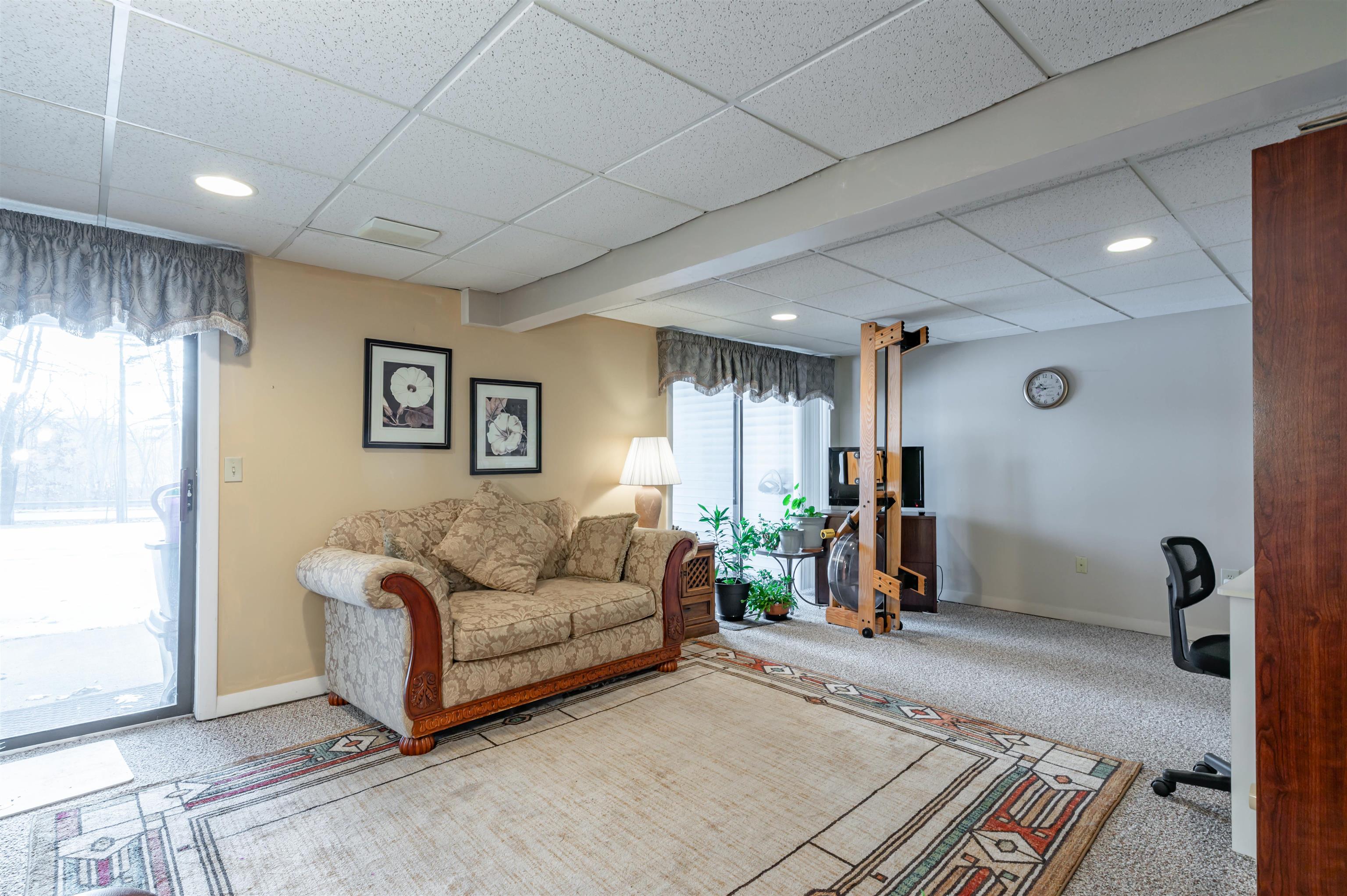 11 Pondview Drive Merrimack, NH 03054 - Photo 16 of 32