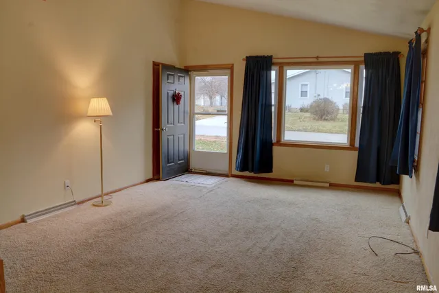 $105,900 | 439 East Yeiser Street, Macomb, IL 61455