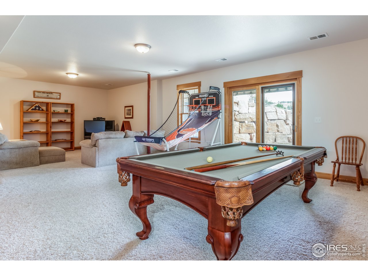 501 Blue Mountain Road Lyons, CO 80540 - Photo 20 of 29 family room/pool room
