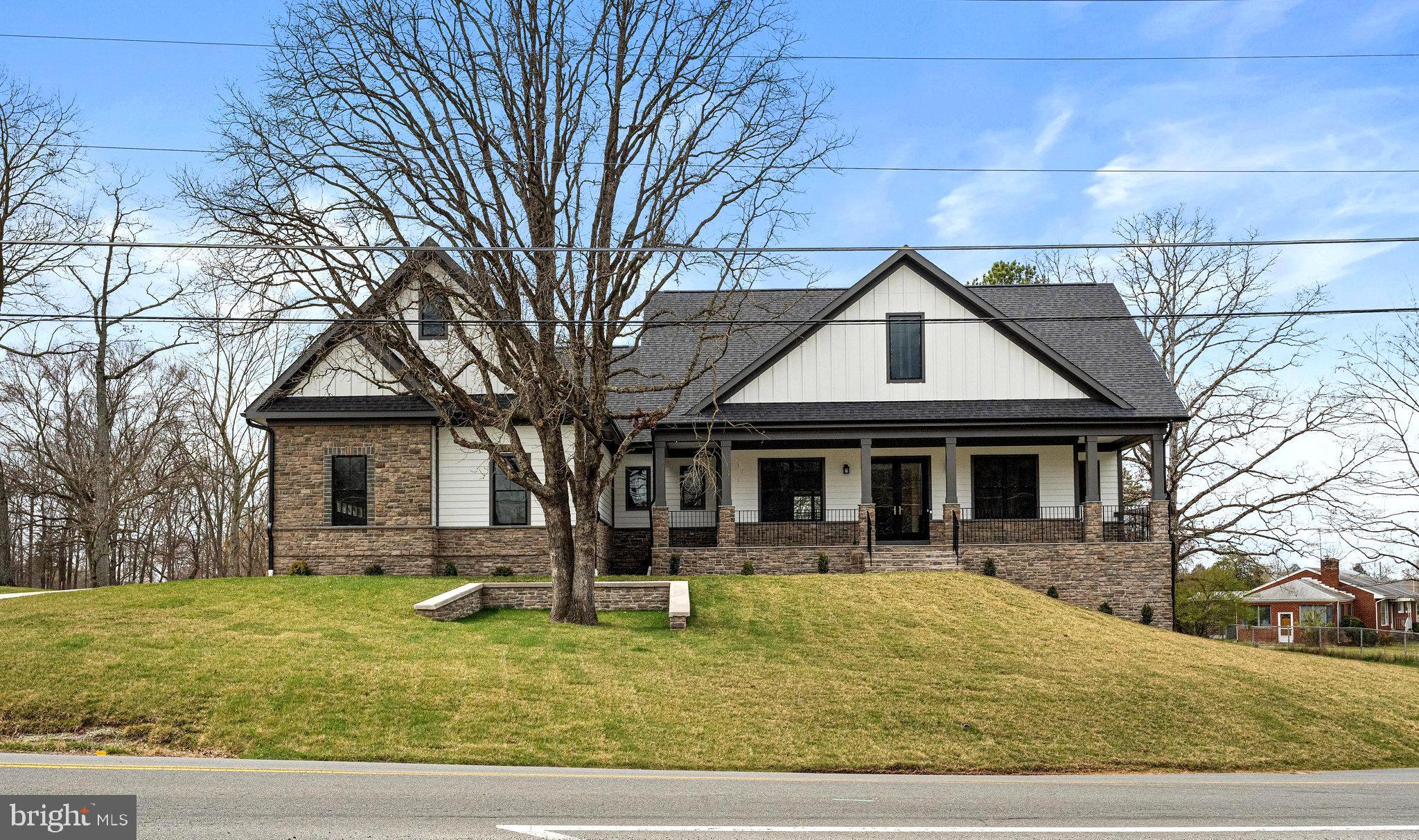 14801 Compton Rd, Centreville