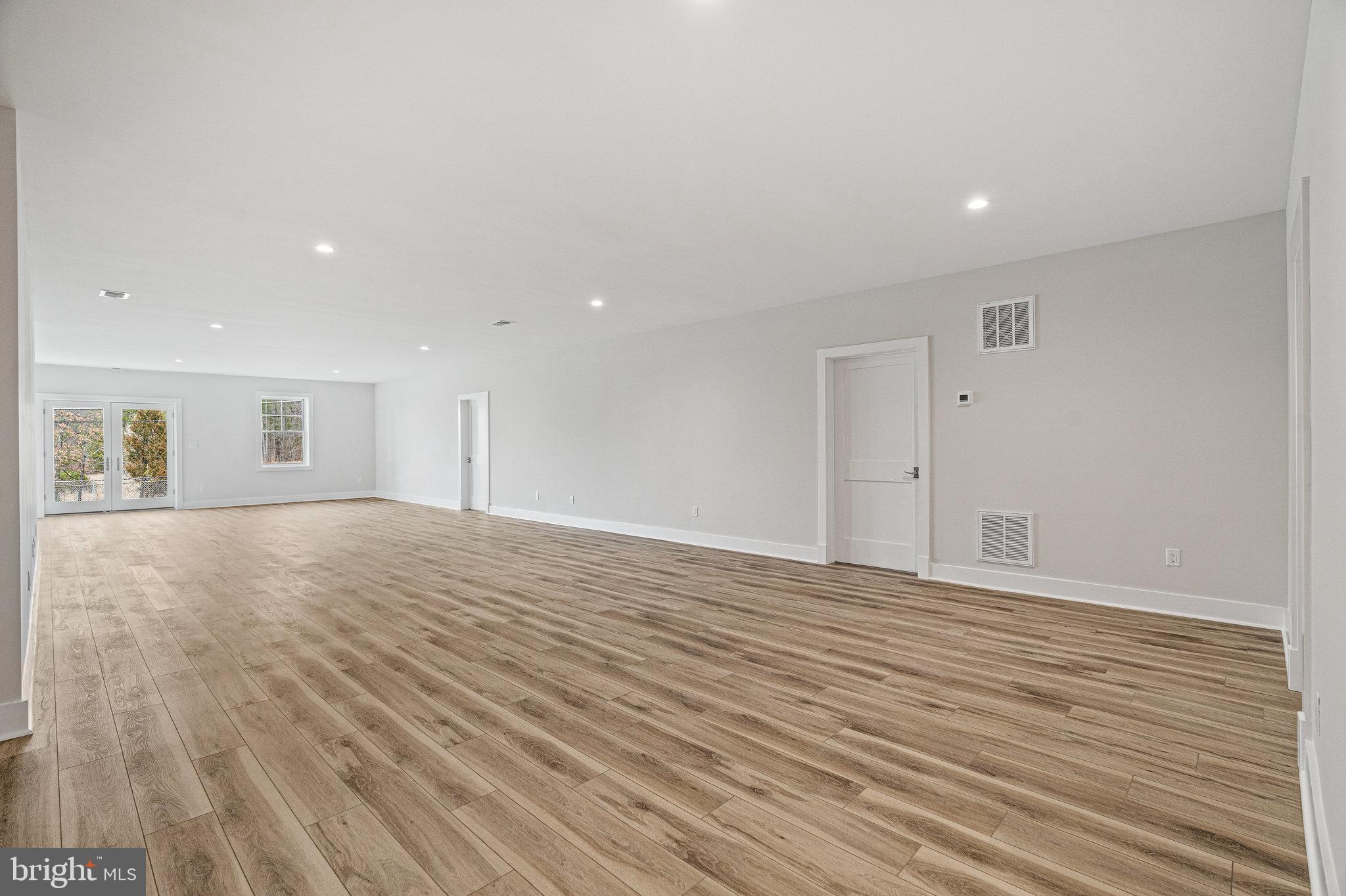 14801 Compton Road Centreville, VA 20121 - Photo 59 of 70 Rec Room