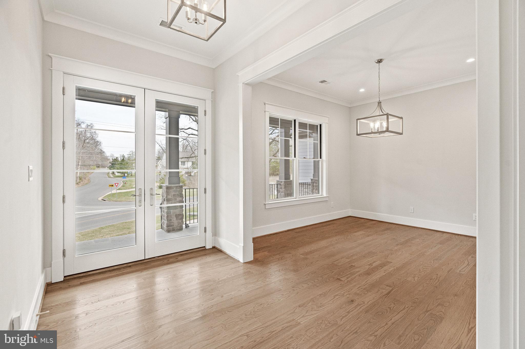 14801 Compton Road Centreville, VA 20121 - Photo 8 of 70 View into Dining
Room