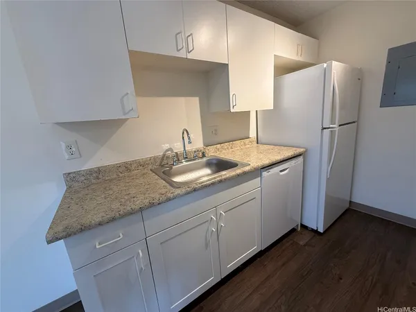 $2,400 | 91-1309 Puamaeole Street, Unit 35T, Ewa Beach, HI 96706