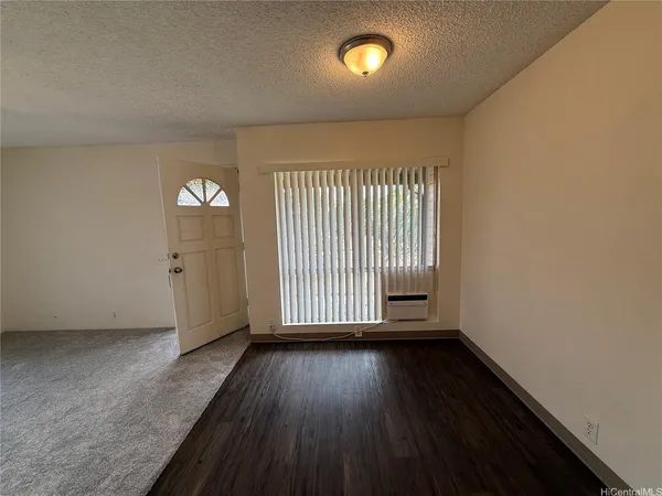 $2,400 | 91-1309 Puamaeole Street, Unit 35T, Ewa Beach, HI 96706