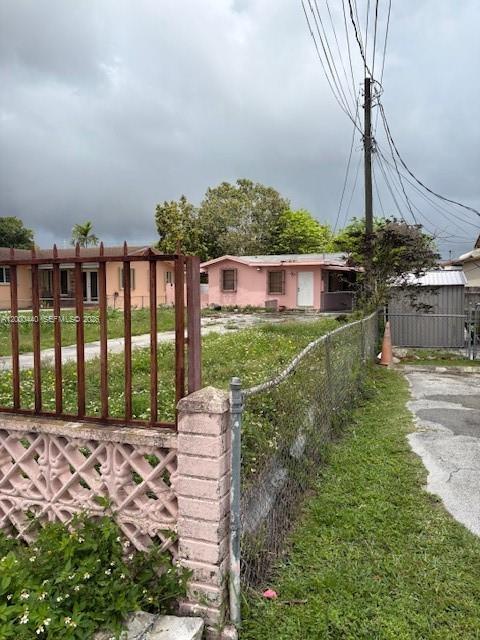 7161 Southwest 22nd Street Miami, FL 33155 - Photo 6 of 11 a view of a garden