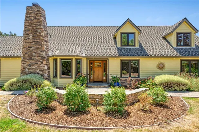 $2,750,000 | 21400 Tierra Grande Court, San Jose, CA 95120