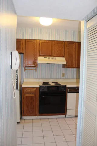 $450,000 | 17 West Mariners Cay Drive, Folly Beach, SC 29439