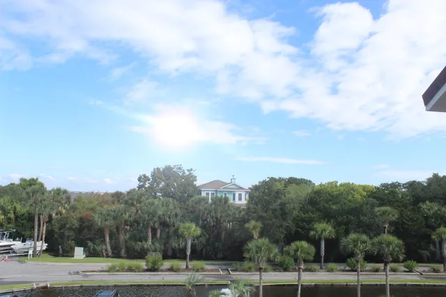 $450,000 | 17 West Mariners Cay Drive, Folly Beach, SC 29439