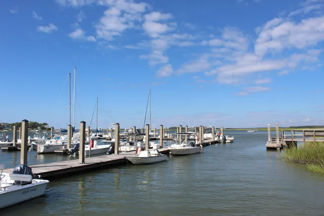 $450,000 | 17 West Mariners Cay Drive, Folly Beach, SC 29439