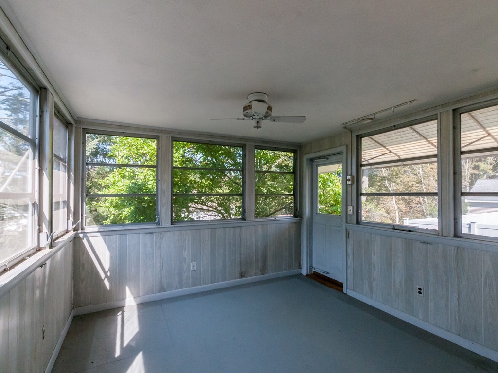 111 Brewster Road Waltham, MA 02451 - Photo 17 of 27