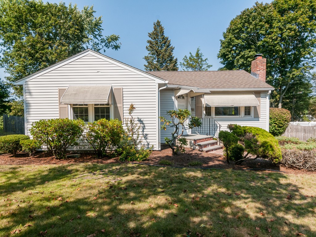 111 Brewster Road Waltham, MA 02451 - Photo 26 of 27
