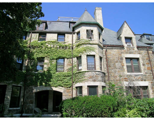 17 Garrison Road, Unit 2 Brookline, MA 02445 - Photo 1 of 7