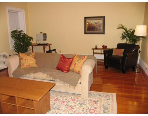 17 Garrison Road, Unit 2 Brookline, MA 02445 - Photo 3 of 7