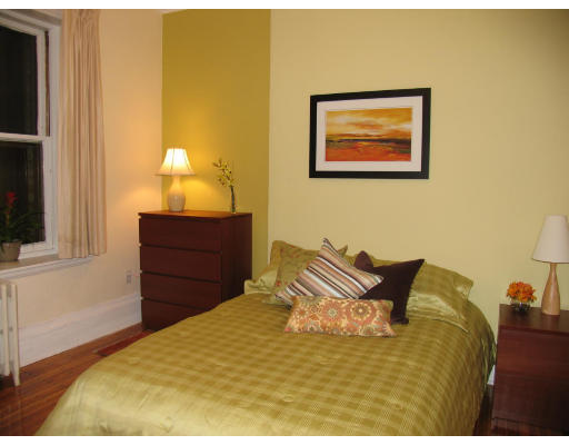 17 Garrison Road, Unit 2 Brookline, MA 02445 - Photo 4 of 7