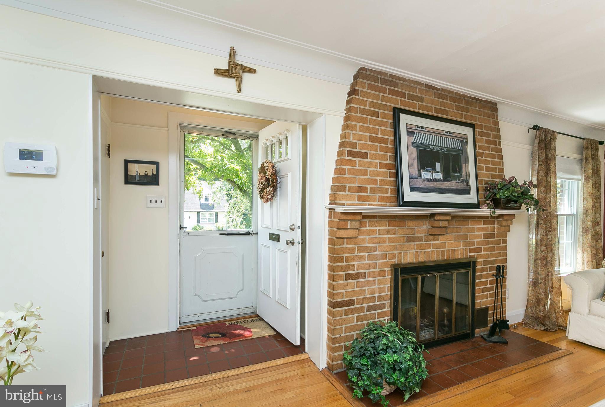 806 Weatherbee Road Towson, MD 21286 - Photo 3 of 30 Interior (General)