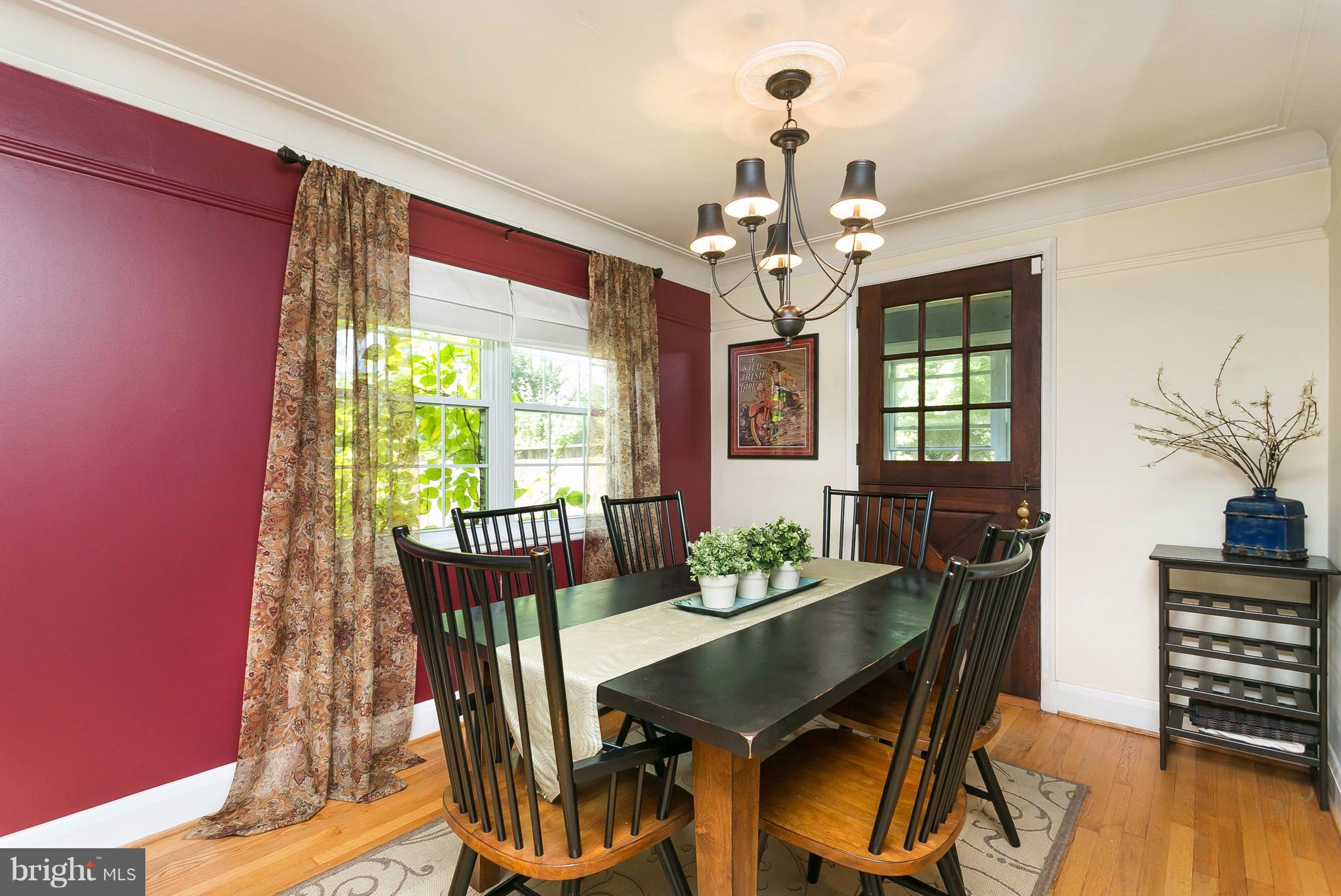 806 Weatherbee Road Towson, MD 21286 - Photo 7 of 30 Dining Room