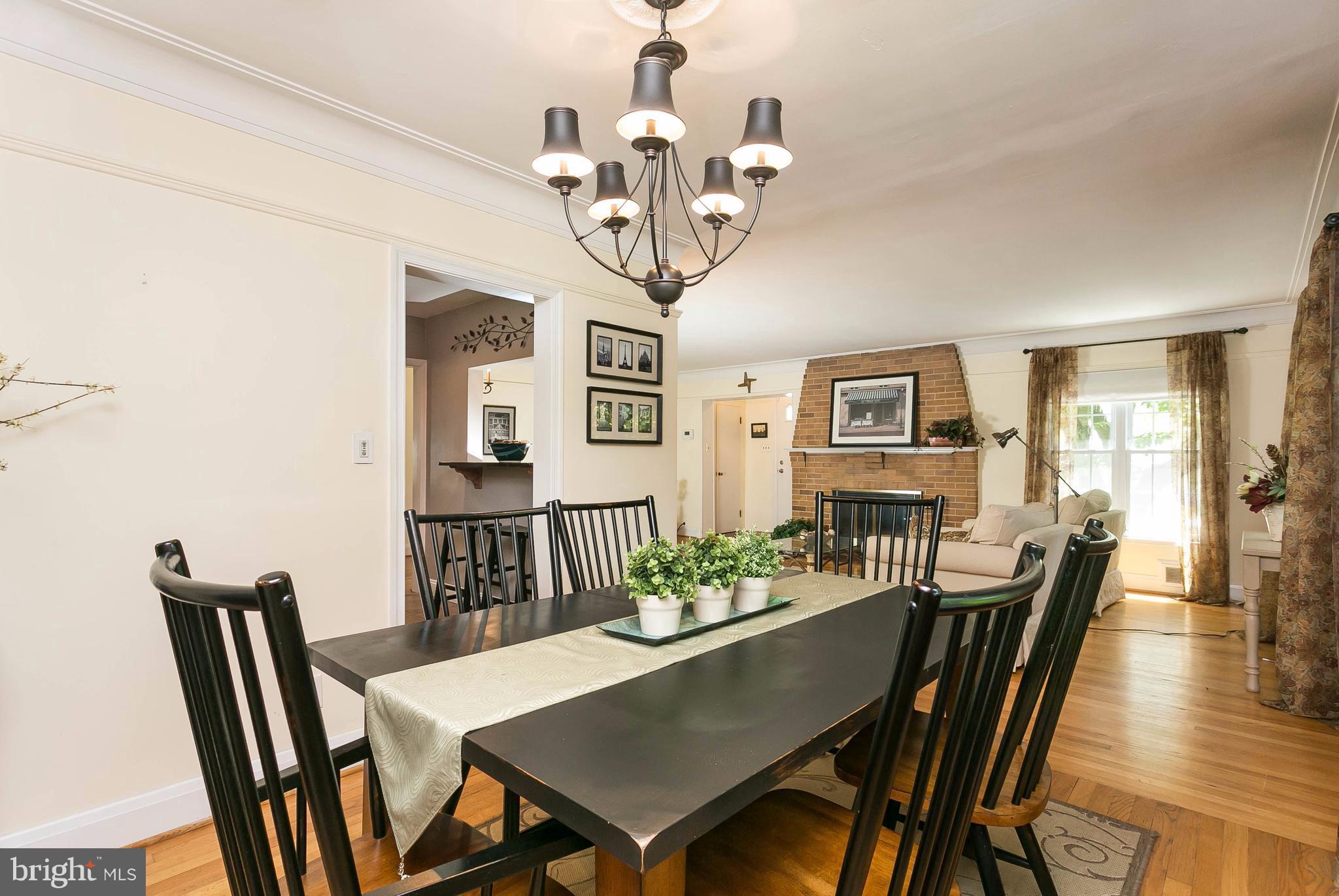 806 Weatherbee Road Towson, MD 21286 - Photo 8 of 30 Dining Room