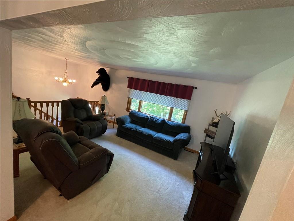 809 West Union Road West Lebanon, PA 15783 - Photo 10 of 25 a living room with furniture