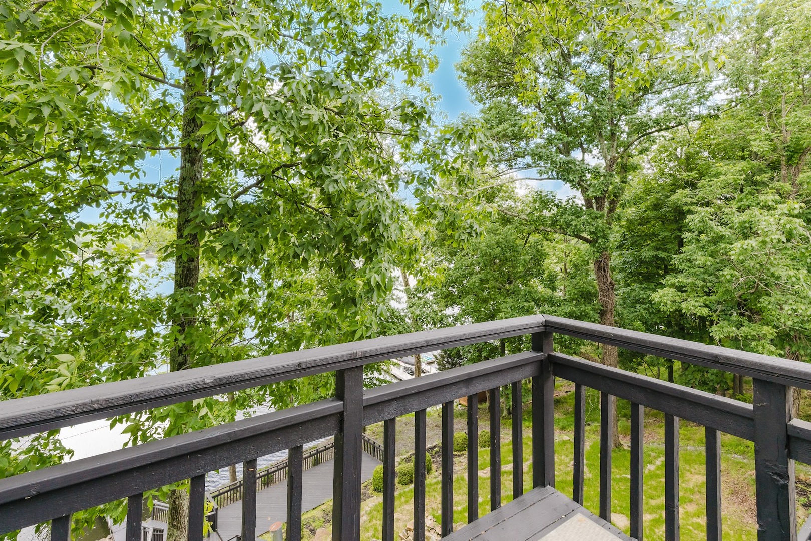 12225 Pebble Point Road Marion, IL 62959 - Photo 39 of 88 a view of a balcony with an outdoor space