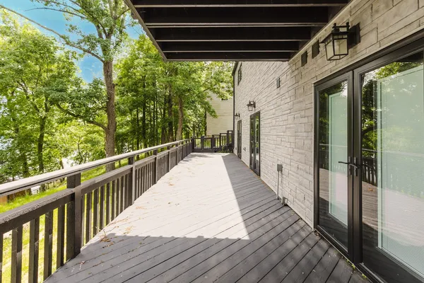 $1,100,000 | 12225 Pebble Point Road, Marion, IL 62959